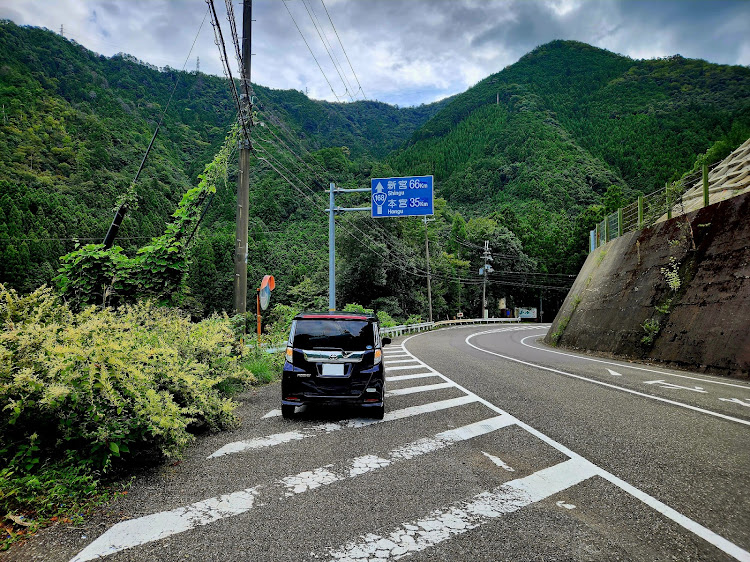 ルーミーカスタムの長距離ドライブ・ざ、峠・ごはん食べすぎ、ウェイトUP!に関するカスタム事例の投稿画像1枚目