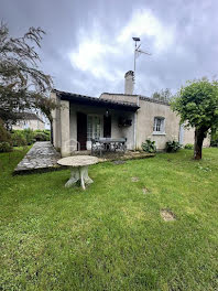 maison à Saint-Méard-de-Gurçon (24)