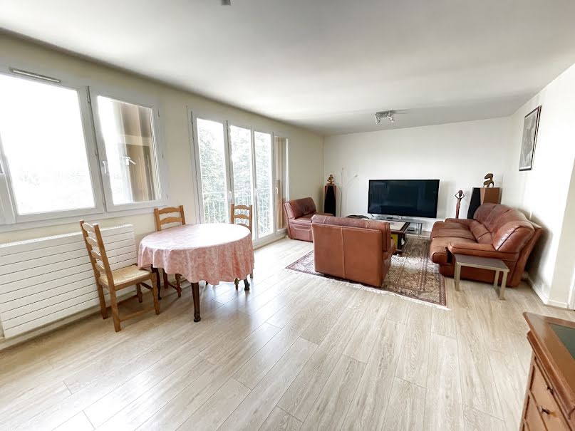 Vente appartement 4 pièces 98 m² à Le Plessis-Trévise (94420), 324 850 €