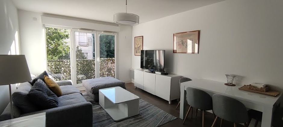 Location  appartement 3 pièces 59 m² à Nogent-sur-Marne (94130), 1 550 €