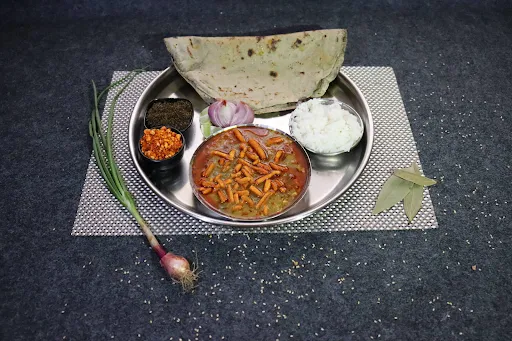 Shev Bhaji Thali [Serves 1]