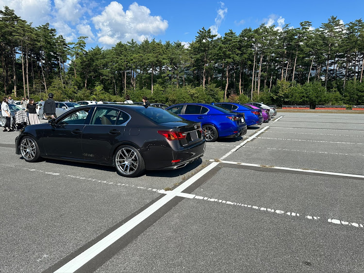 GS Fのヒートブルーコントラストレイヤリング・レクサス10系祭り・がんばれ☆にゃ〜さん・オフ会・GS Fに関するカスタム事例の投稿画像3枚目