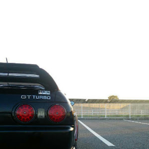 スカイライン R32