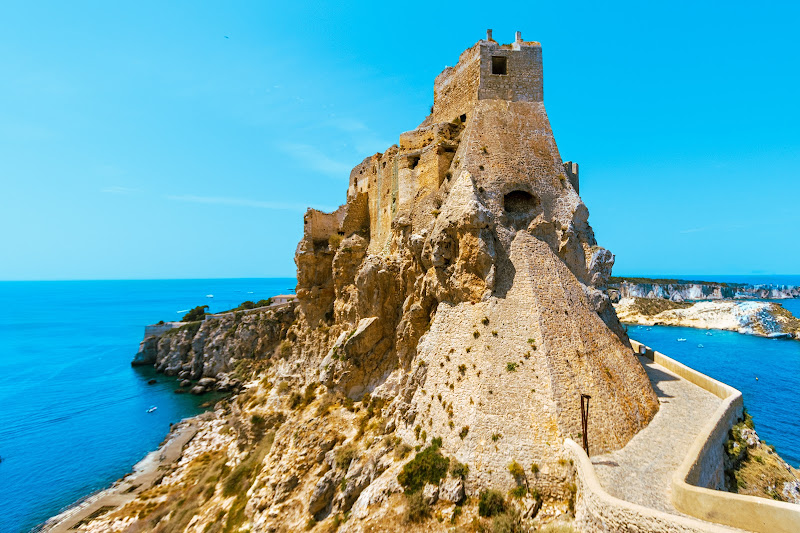 Castello dei Badiali-Tremiti di pierce