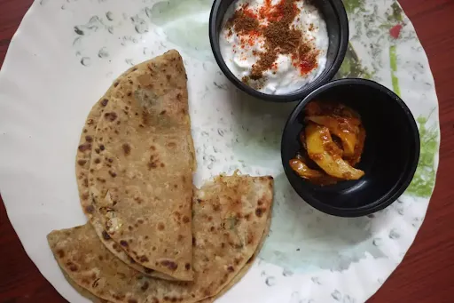 1 Aloo Paratha With Pickle