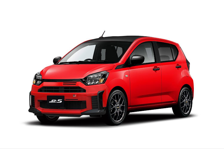 ジムニーの年内もう少し・外装カスタム・ご安全に・ダイハツミライース・パトカーに関するカスタム事例の投稿画像6枚目