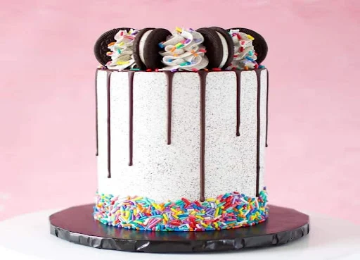 Valentine's Special Oreo Chocolate Cake