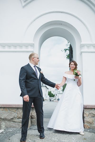 Wedding photographer Lora Titova (lora-photo). Photo of 4 November 2017