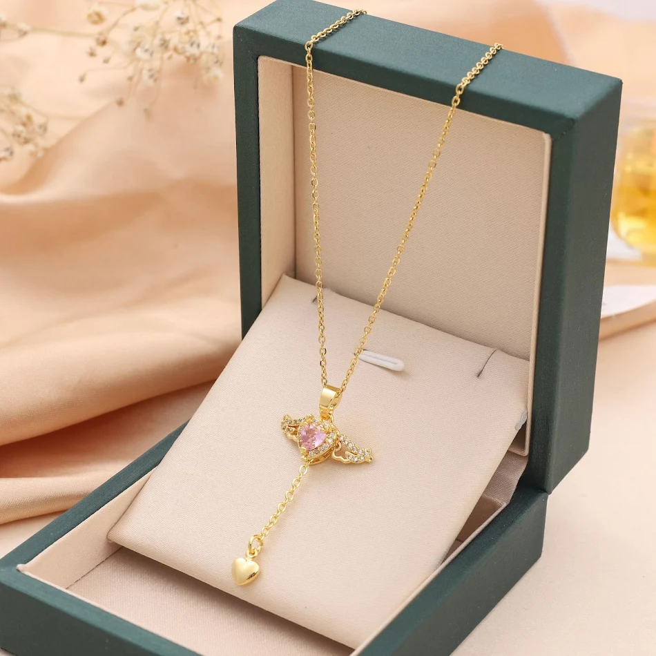 Collier Pendentif Ailes d'Ange Coeur Cupidon Mobile et Gland, Chaîne Clavicule Cristal, Bijoux Femme Cadeau Saint-Valentin.