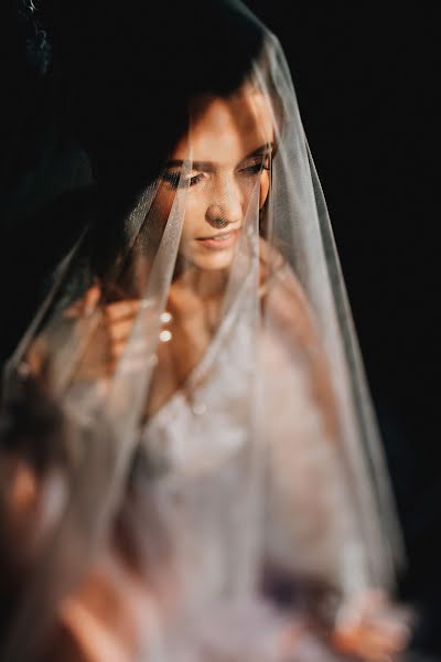 Fotógrafo de casamento Valentina Bogomolova (weddingday-2016). Foto de 14 de setembro 2018