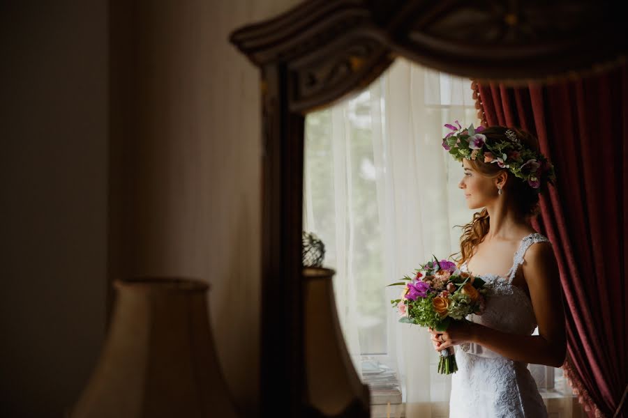 Wedding photographer Artem Kuzmichev (kuzmichev). Photo of 20 February 2015