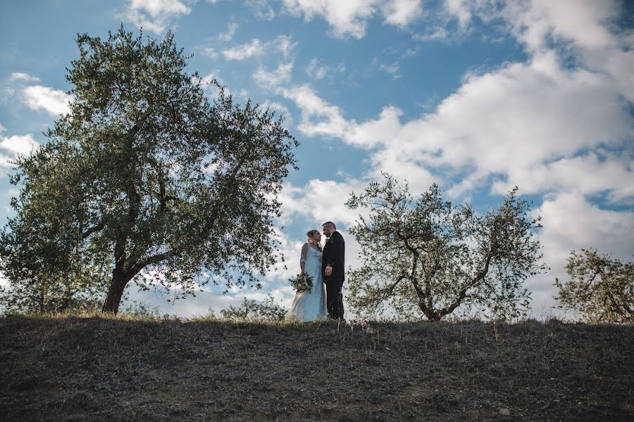 Fotografo di matrimoni Samuele Trobbiani (samueletrobbiani). Foto del 6 luglio 2023