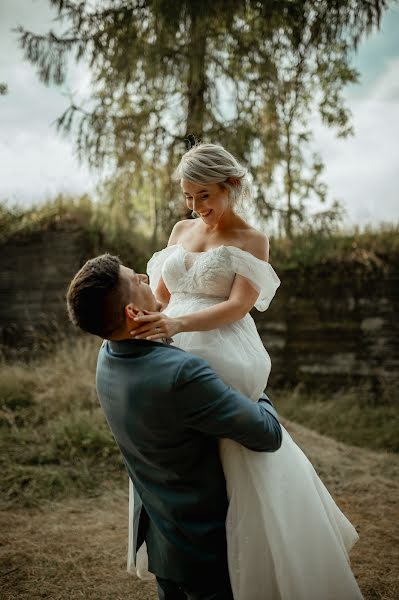 Wedding photographer Hana Řezníčková (laskavhledacku). Photo of 9 August 2023