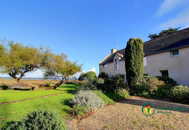 Maison avec piscine en bord de mer 13