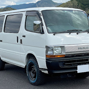 ハイエースバン LH178V