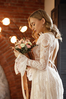 Fotografo di matrimoni Galina Byakova (t8hsnu3). Foto del 7 aprile 2020