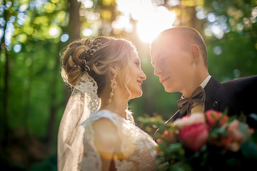 Fotógrafo de casamento Dmitriy Lasenkov (lasenkov). Foto de 19 de agosto 2017