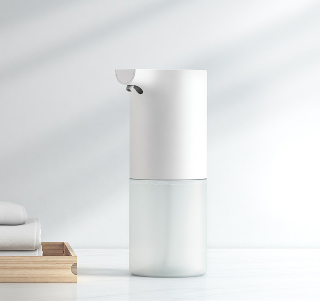 Automatische telefoonwasmachine. Moeiteloze reiniging en desinfectie voor een schone telefoon. Bescherming tegen vuil en bacteriën voor een optimale hygiëne.