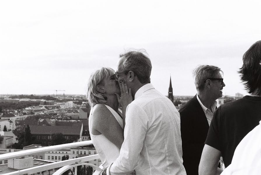 Fotógrafo de casamento Lara Andreolli (larandreolli). Foto de 22 de outubro 2023