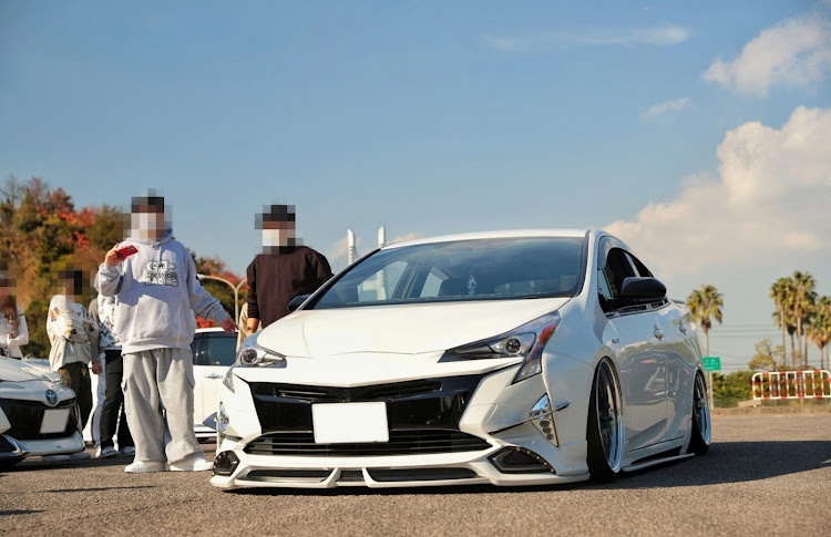 プリウスのGJ-R主催プリウスMT・今年もあとわずか・来年もよろしくお願いしますに関するカスタム事例の投稿画像4枚目