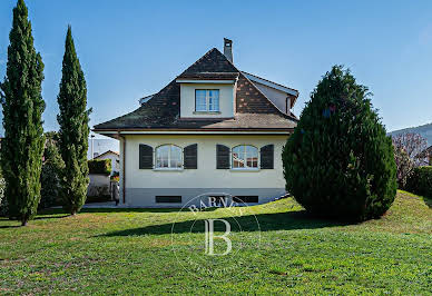 Villa 2