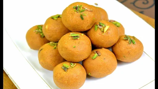 Besan Ladoo Dalda