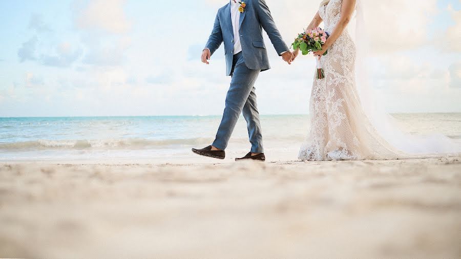 Fotografo di matrimoni Saray Torres (saraytorres). Foto del 4 febbraio