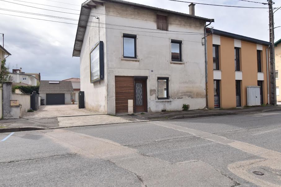 Vente maison 5 pièces 109 m² à Amberieu-en-bugey (01500), 139 000 €