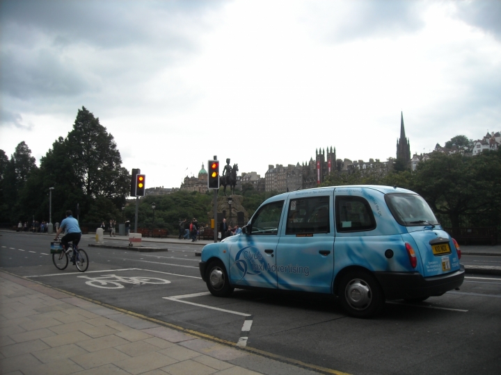 Semaforo rosso a Princes Street di kaale