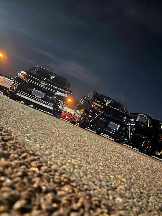 ヴォクシーのM'z SPEED・F-garage family・BWLT・jewelry style・関(輩)西に関するカスタム事例の投稿画像1枚目