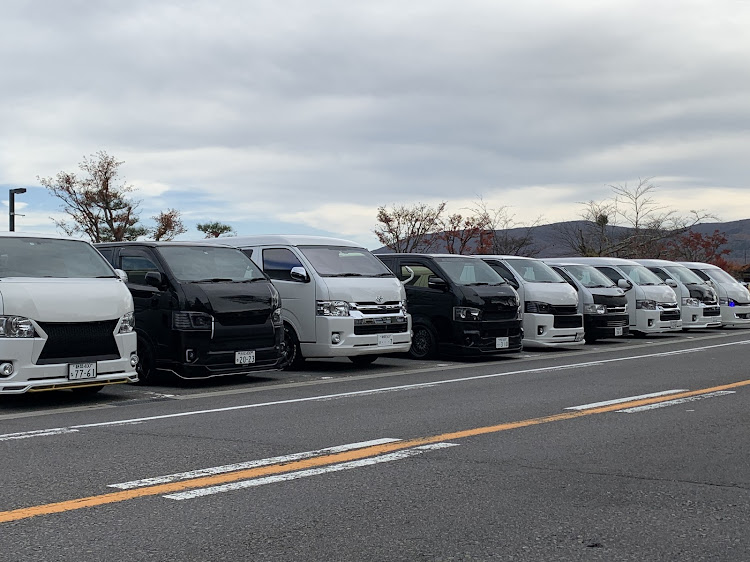 ハイエースワゴンのハイエースワゴン・ツーリング・富士山に関するカスタム事例の投稿画像3枚目