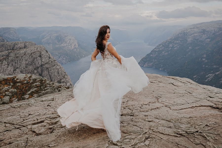 Fotógrafo de casamento Kamila Janko (miekkasztuka). Foto de 19 de fevereiro 2020