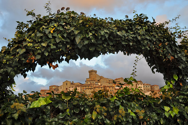  Dietro l'arco di Barbara Menifollo