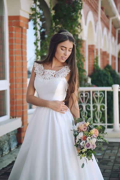 Wedding photographer Elena Vishnevskaya (lenalena). Photo of 27 November 2017