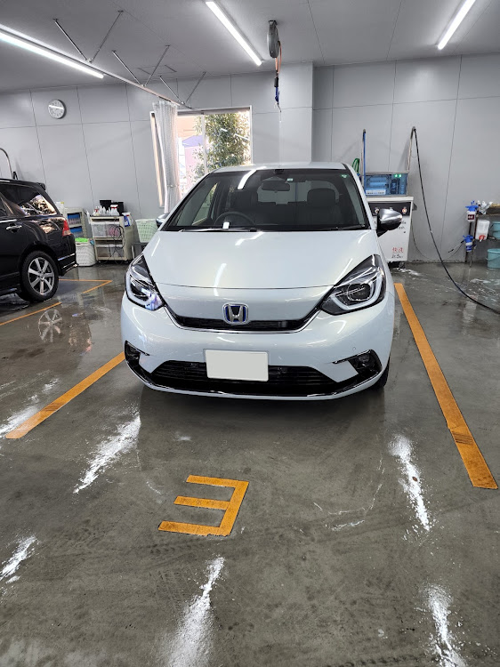 フィットのキーパーラボ新座店・自宅の駐車場・キーパーラボに関するカスタム事例の投稿画像2枚目