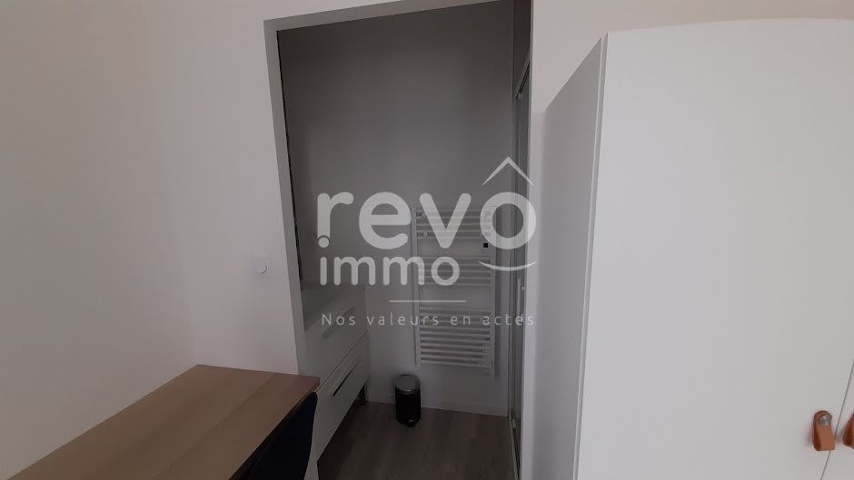 Location  maison 9 pièces 168 m² à Angers (49000), 530 €