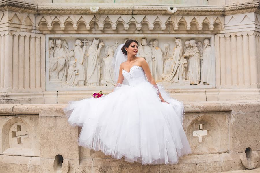 Fotógrafo de casamento Mery Borza (meryborza). Foto de 25 de janeiro 2016