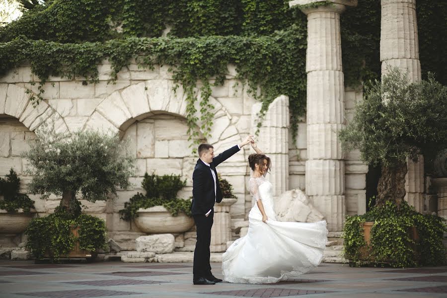 Wedding photographer Masha Garbuzenko (garbuzenkomaria). Photo of 10 August 2017