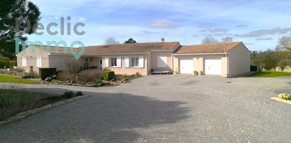 Vente maison 7 pièces 237 m² à Rochefort (17300), 606 100 €