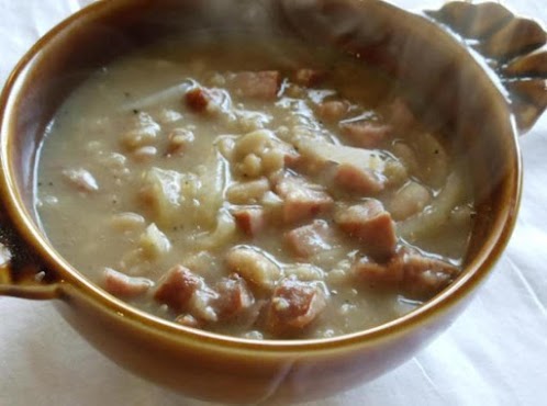 Super Easy Kielbasa Bean Soup