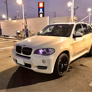 X5 xDrive 30i