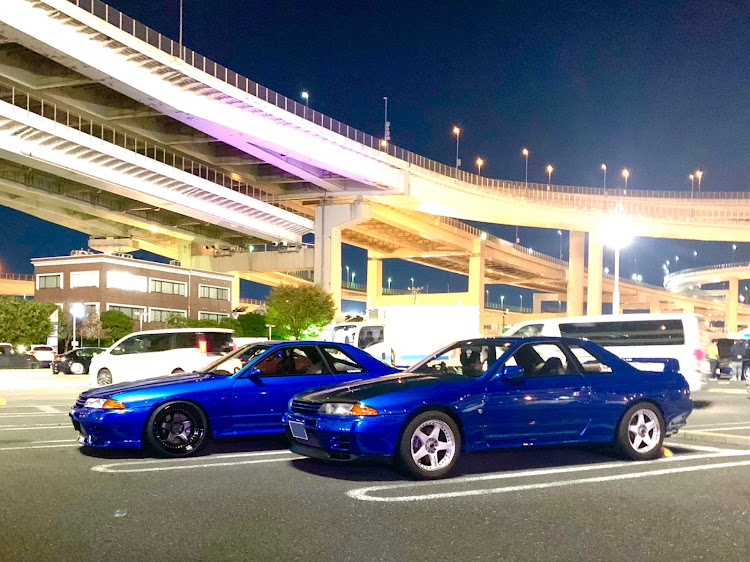 スカイライン GT-Rのブルー・スカイライン・GT-R・同色・MEISTERに関するカスタム事例の投稿画像1枚目