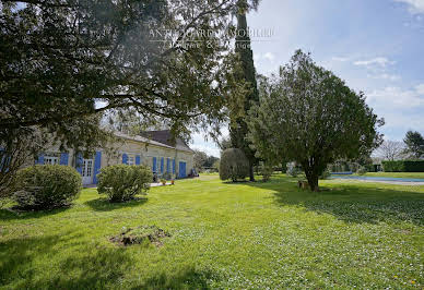 House with pool and garden 3