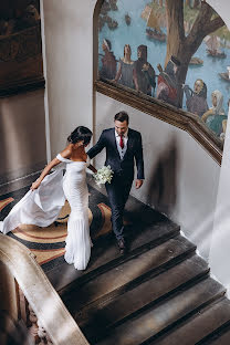 Bröllopsfotograf Eugenie Smirnova (weddingfrance). Foto av 15 augusti 2023