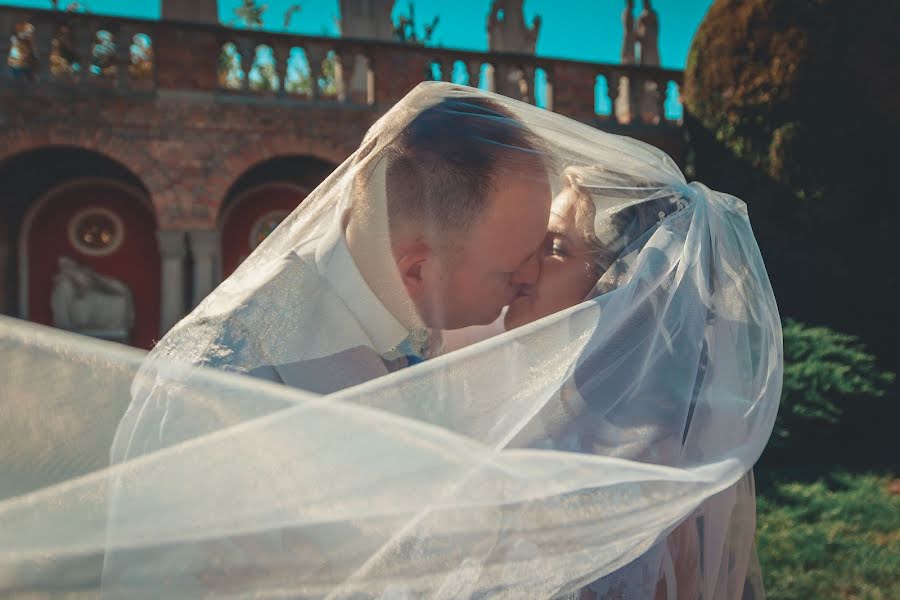 Wedding photographer Gábor Csurgó (csurgo). Photo of 3 March 2019