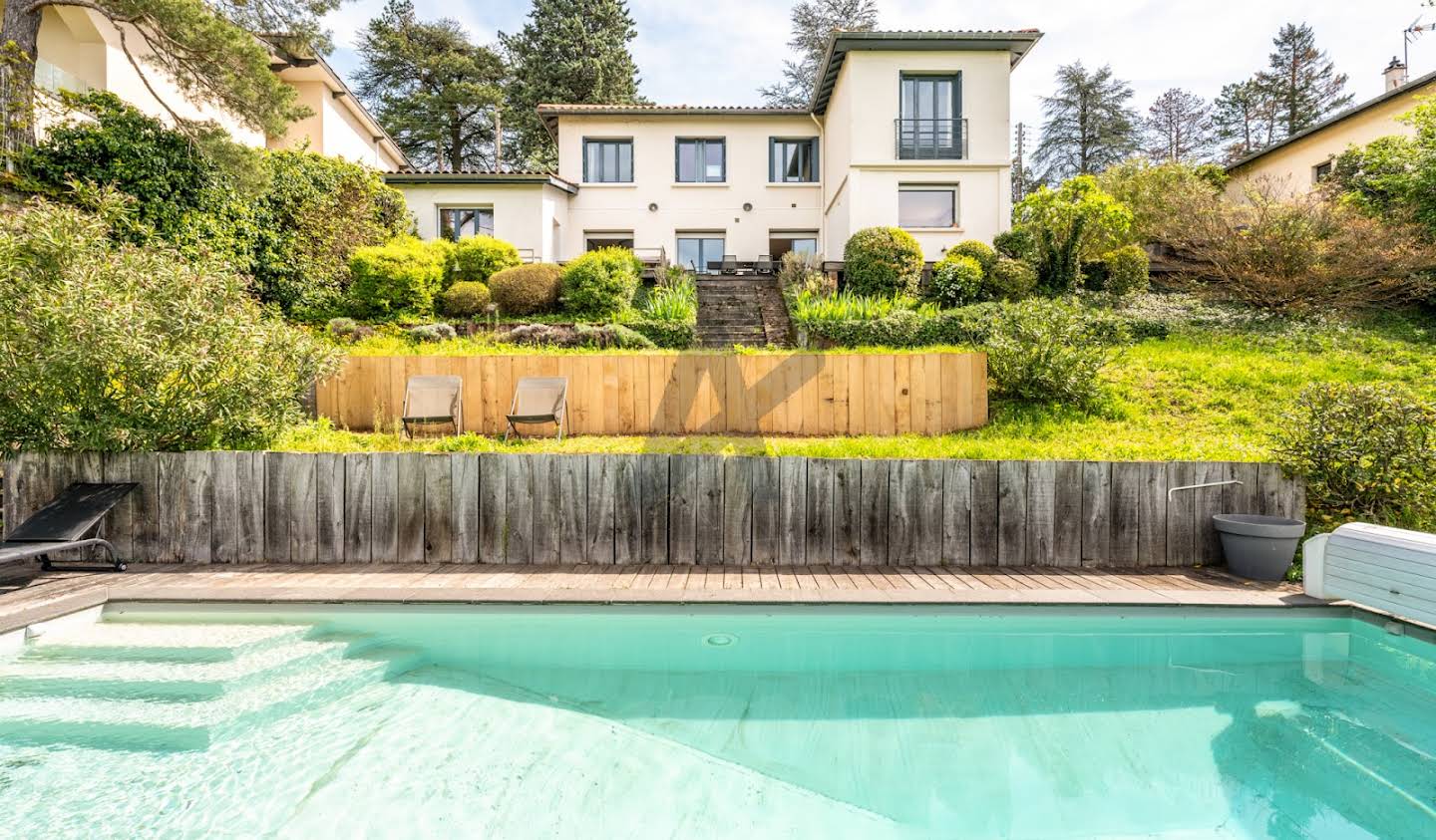 House with pool and terrace Saint-Cyr-au-Mont-d'Or