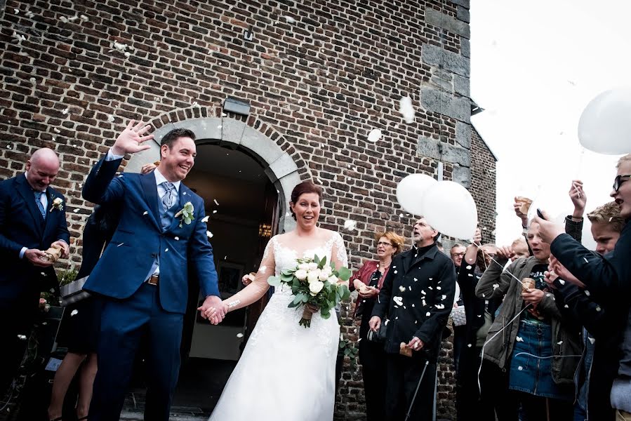 Fotógrafo de casamento Shirley Born (sjurliefotograf). Foto de 10 de outubro 2017