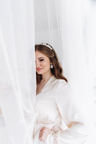 Fotógrafo de casamento Alena Karpova (karallena). Foto de 13 de abril 2020