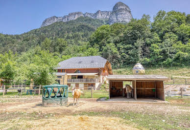 Maison avec piscine 6