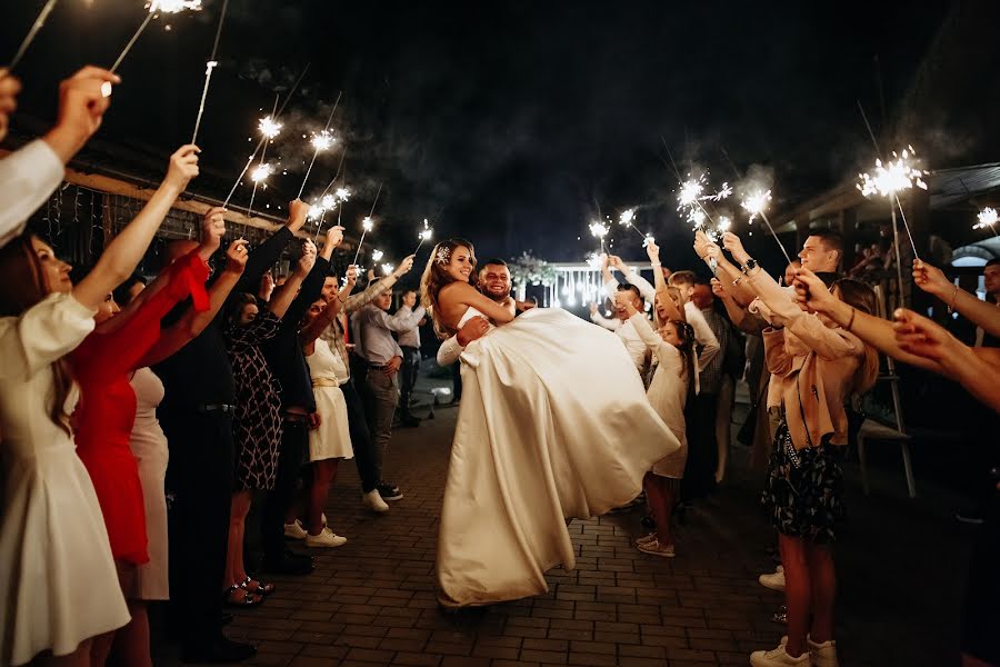 結婚式の写真家Dmitriy Goncharov (goncharoof)。2022 5月27日の写真